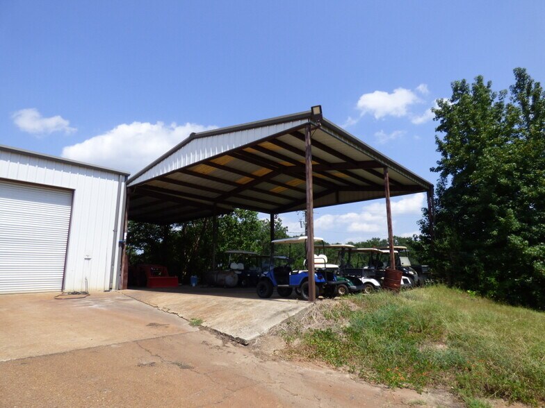More Photos Of 5231 South St, Nacogdoches Storefront Retail Office For Sale