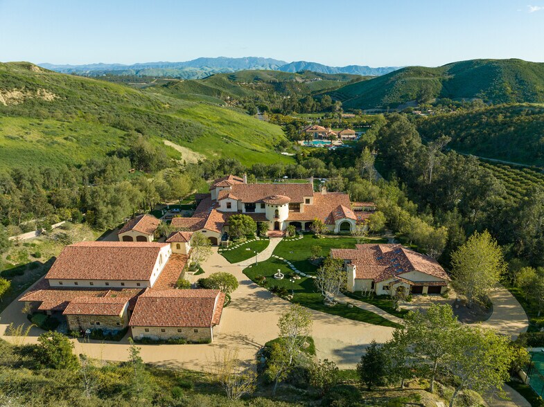 More Photos Of 6914 Solano Verde Dr, Somis Movie Radio TVStudio For Sale