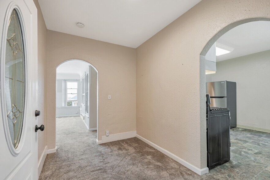 More Photos Of 270 E Saint John St, San Jose Apartments For Sale