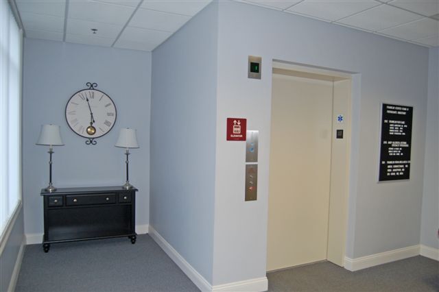 More Photos Of 9 Summer St, Franklin Medical For Lease