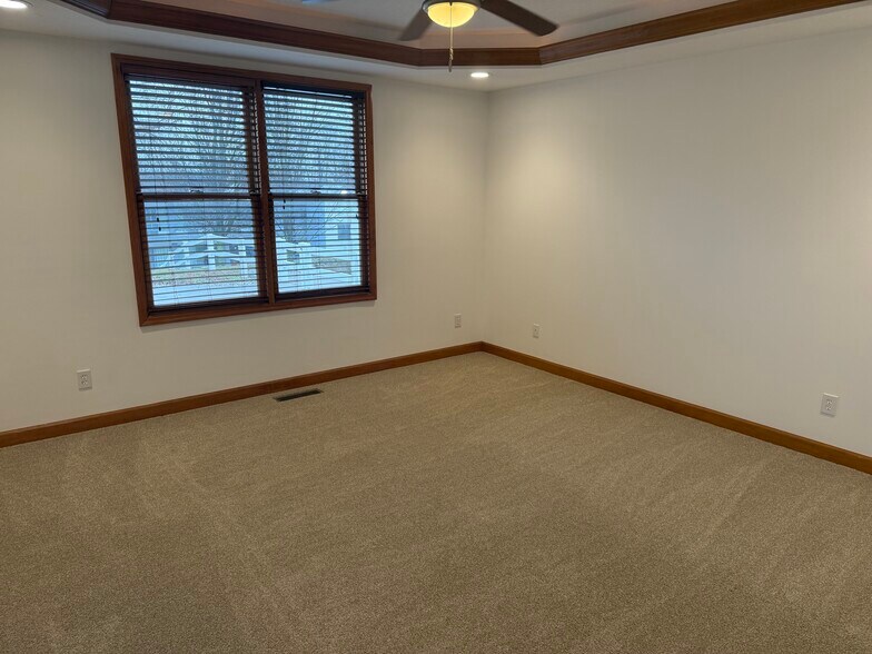 More Photos Of 12952 Frogtown Connector Rd, Walton Office For Sale