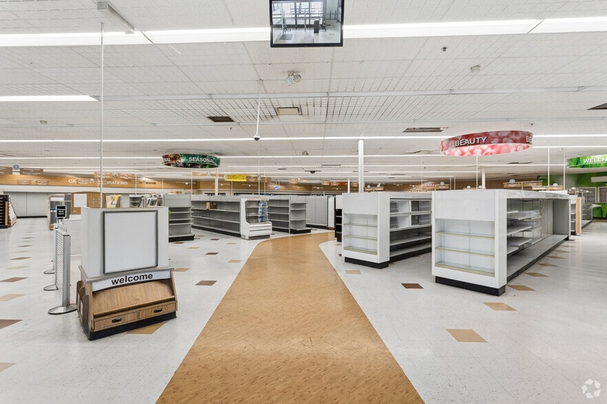 More Photos Of , Morgan Hill General Retail For Sale