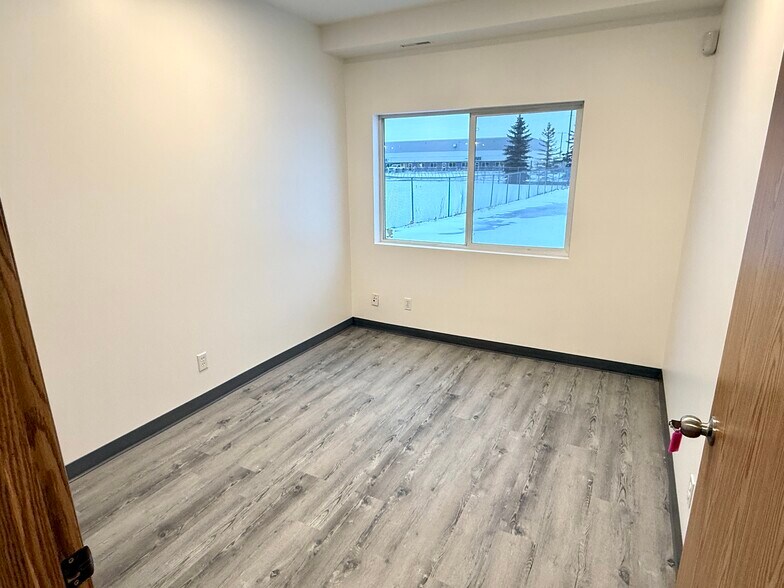 More Photos Of 8 Van Der Horn Way, Red Deer County Truck Terminal For Sale