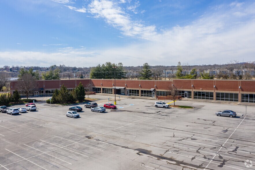 More Photos Of 2501 McGavock Pike, Nashville Unknown For Sale