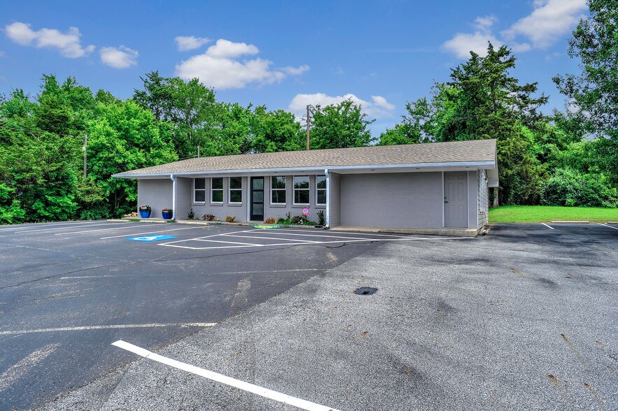 More Photos Of 2527 Fm 691, Denison Medical For Sale