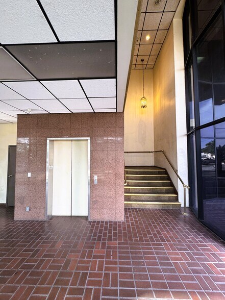 More Photos Of 1041 S Garfield Ave, Alhambra Medical For Lease