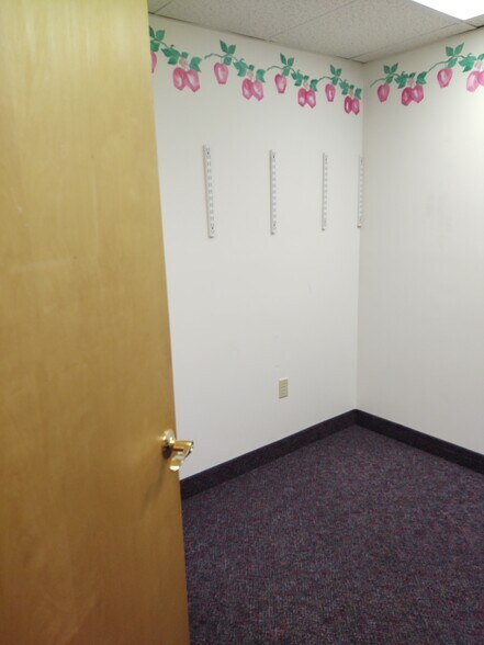 More Photos Of 1030-1036 Fairfield Rd, Gettysburg Office Residential For Sale