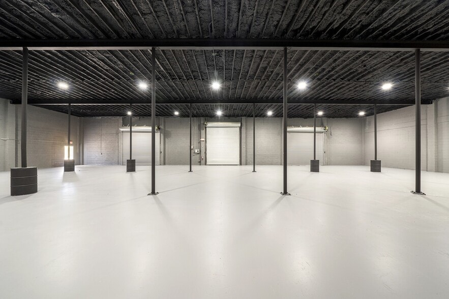 More Photos Of 3080 W Sheridan St, Hollywood Manufacturing For Lease