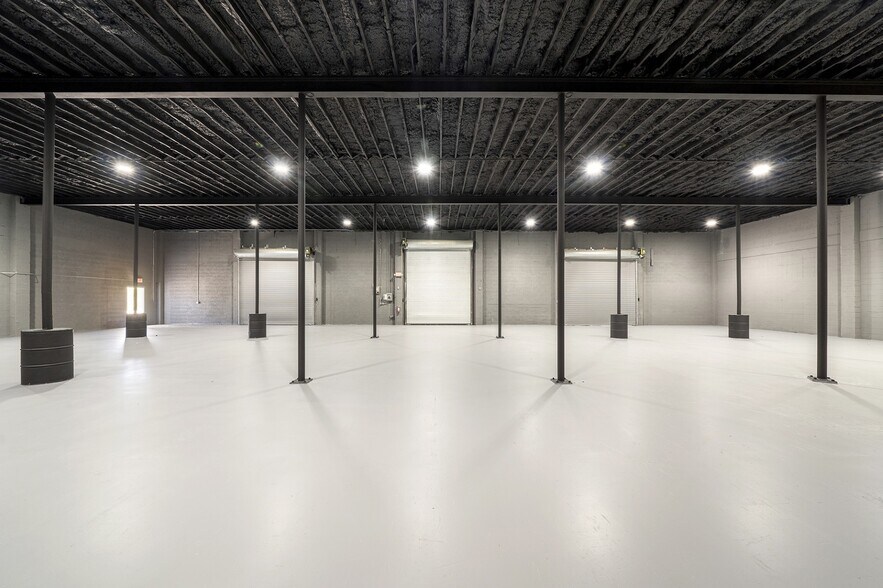 More Photos Of 3080 W Sheridan St, Hollywood Manufacturing For Lease