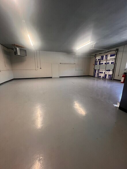 More Photos Of 1991 E William St, Carson City Warehouse For Lease