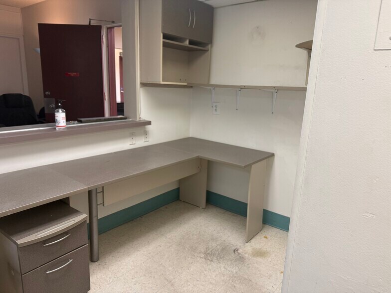 More Photos Of 924 Buena Vista St, Duarte Medical For Lease