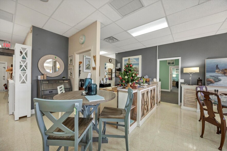 More Photos Of 12456 N Access Rd, Port Charlotte Storefront Retail Office For Sale