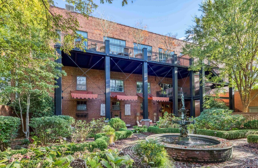 More Photos Of 210 E 2nd Ave, Rome Flex For Sale