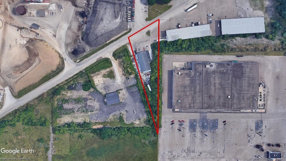 More Photos Of 3110 Columbus Rd NE, Canton Warehouse For Sale