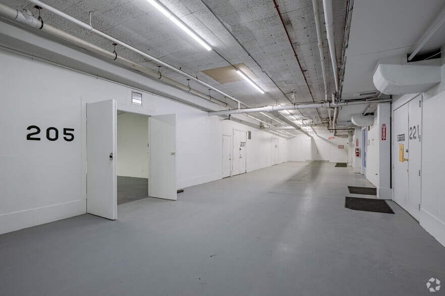 More Photos Of 350 Route 46, Rockaway Storefront For Lease