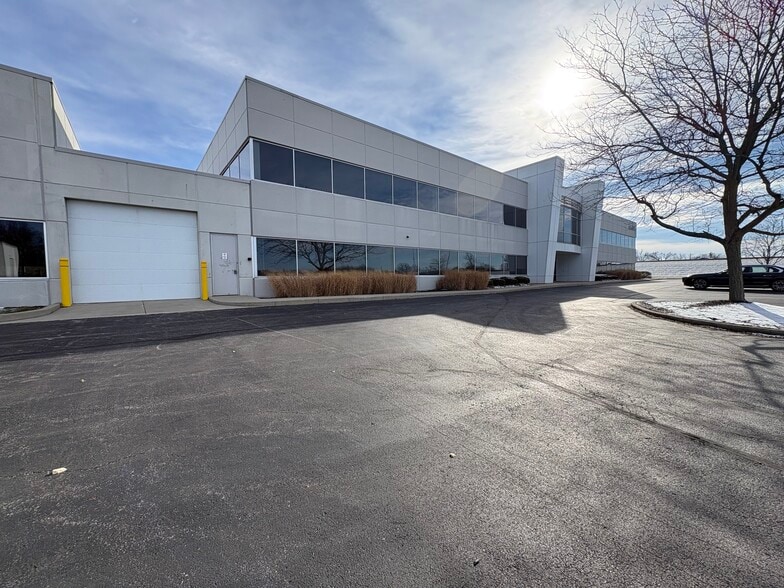 More Photos Of 3589 Sagamore Pky, Lafayette Office For Lease