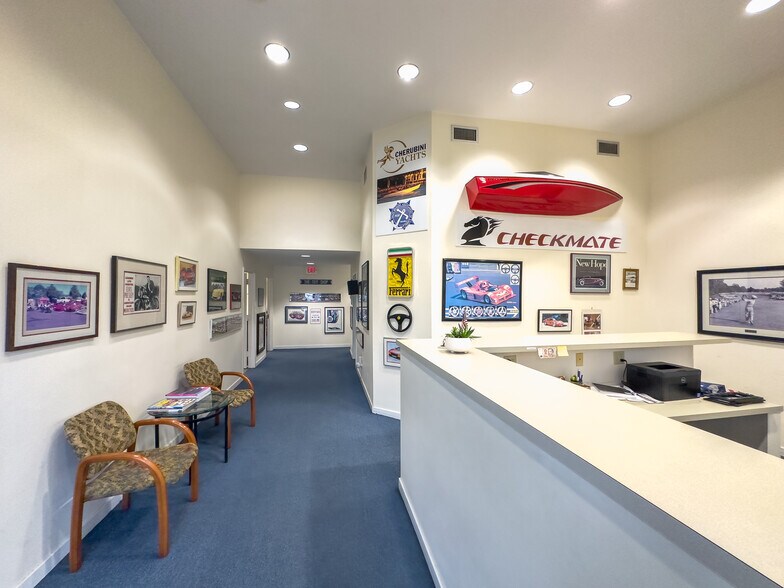 More Photos Of 1448 Ford Rd, Bensalem Warehouse For Lease