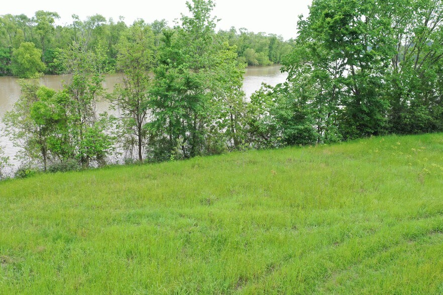 More Photos Of 849 Tara Dr, Trinity Land For Sale