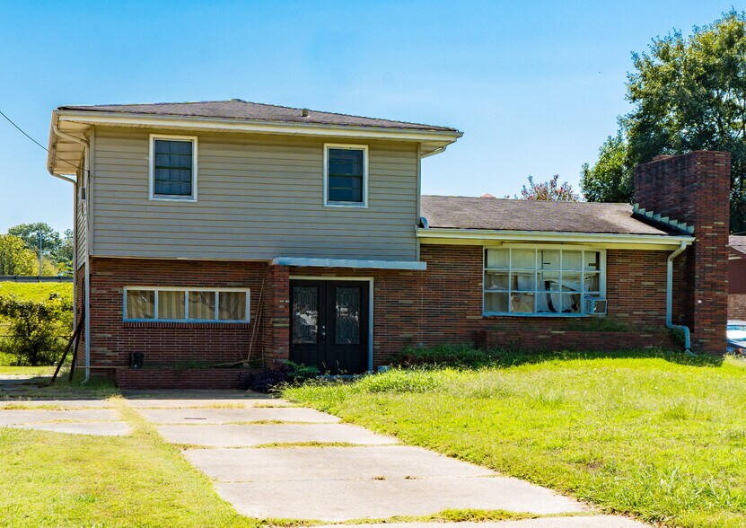 More Photos Of , Montgomery Specialty For Sale