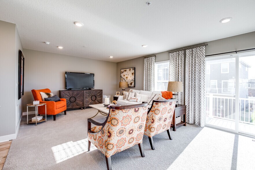 More Photos Of 9713 95th Pl, Maple Grove Apartments For Sale