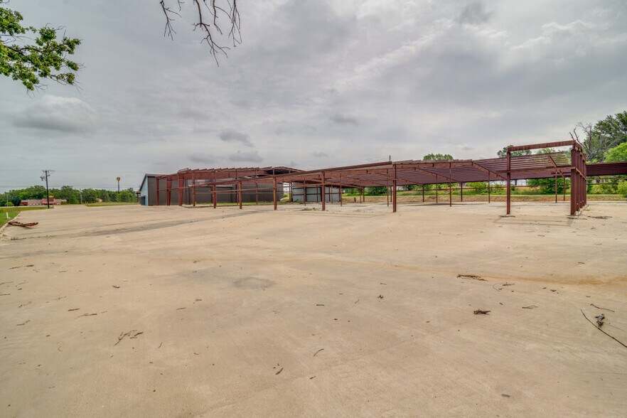 More Photos Of 17389 Interstate 20 S Access, Canton Storefront For Sale