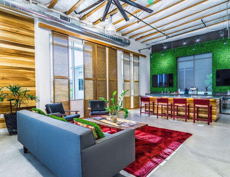 More Photos Of 3172 Lionshead Ave, Carlsbad Office For Sale