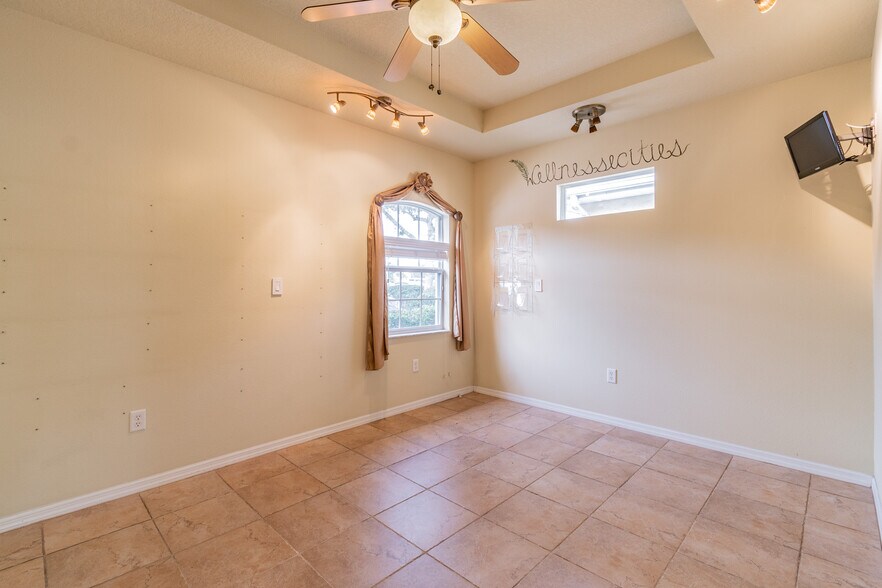 More Photos Of 2142 Ashley Oaks Cir, Wesley Chapel Medical For Sale