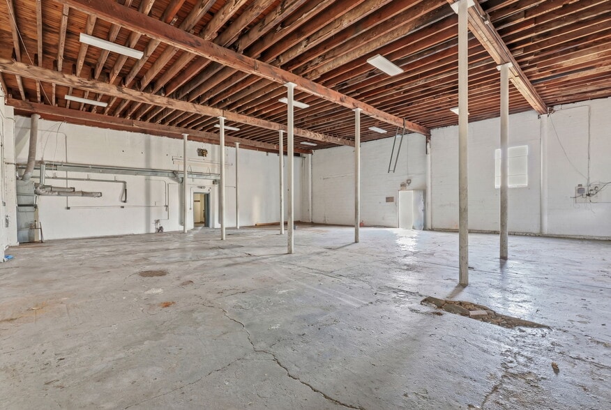 More Photos Of 534 Harvard St, Vineland Warehouse For Sale