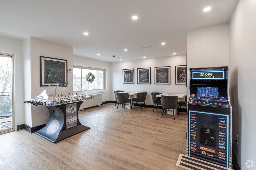 More Photos Of 8415 Bellona Ln, Towson Apartments For Lease