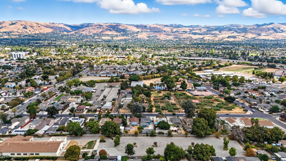 More Photos Of 249 S Sunset Ave, San Jose Apartments For Sale