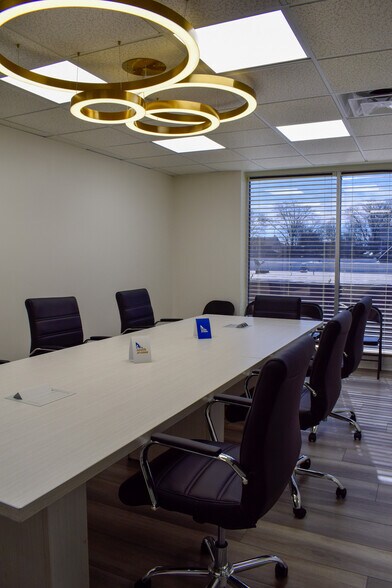More Photos Of 45 South Ave SE, Marietta Loft Creative Space For Lease