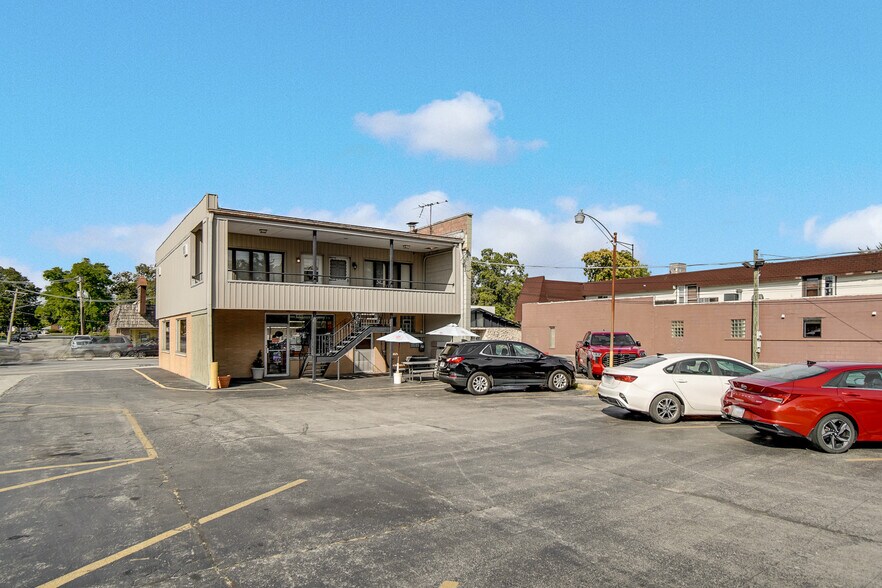 More Photos Of 2513 Ridge Rd, Lansing Storefront Retail Residential For Sale