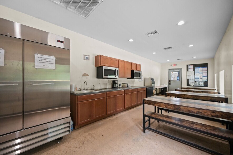 More Photos Of 7555 Half Mile Rd, Irvington Service For Sale