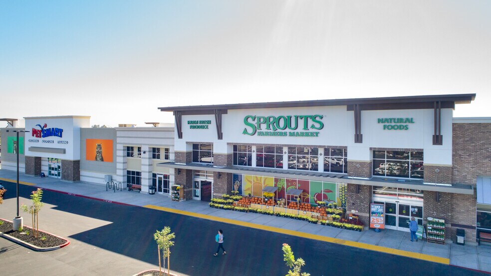 More Photos Of 2670-2790 Harney Ln, Lodi Unknown For Lease