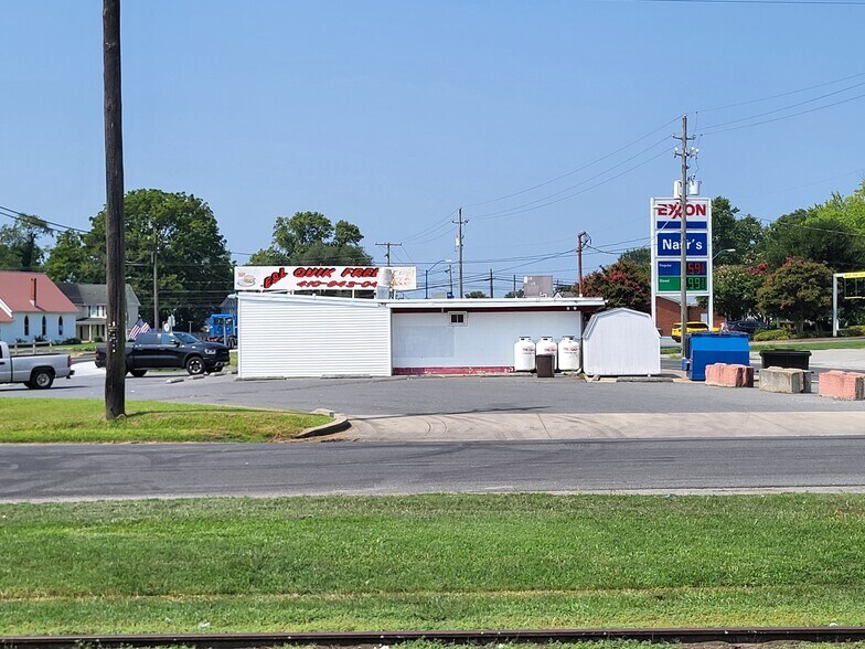 More Photos Of 100 Delaware Ave, Hurlock Restaurant For Sale