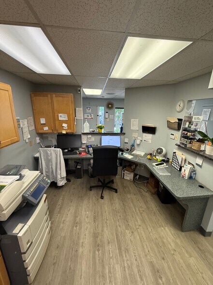 More Photos Of 11219-11253 Lockwood Dr, Silver Spring Office For Lease