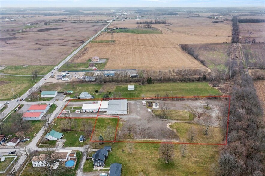 More Photos Of 6886 Wishart St, Huntsville Light Distribution For Lease