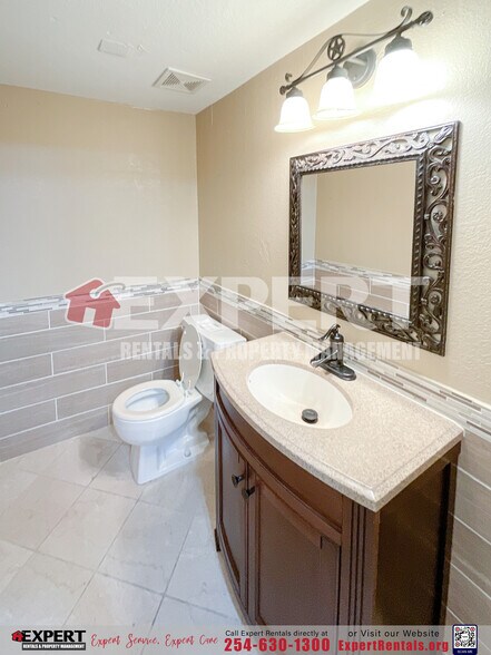 More Photos Of 312 E Avenue B, Killeen Office For Lease