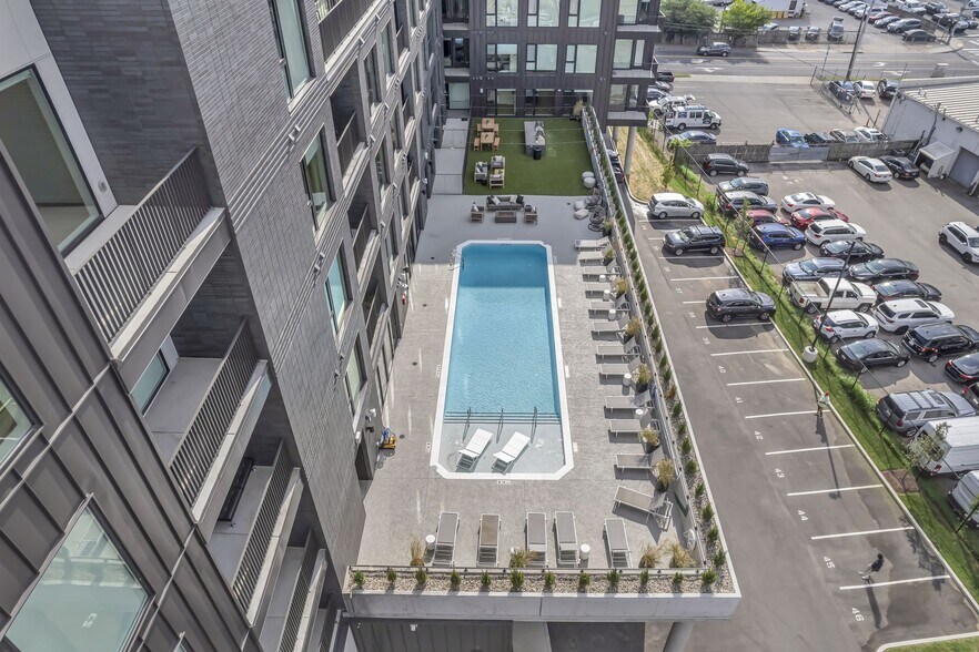 More Photos Of 405 40th Ave N, Nashville Apartments For Lease