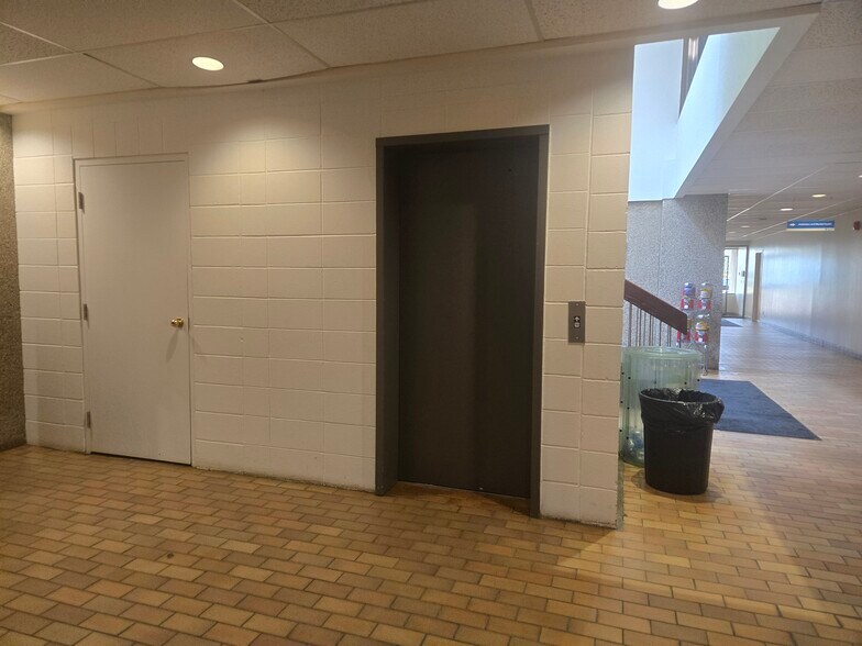 More Photos Of 5201 44 St, Bonnyville Industrial For Sale