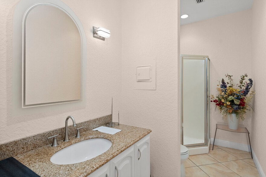 More Photos Of 611 Druid Rd E, Clearwater Medical For Sale