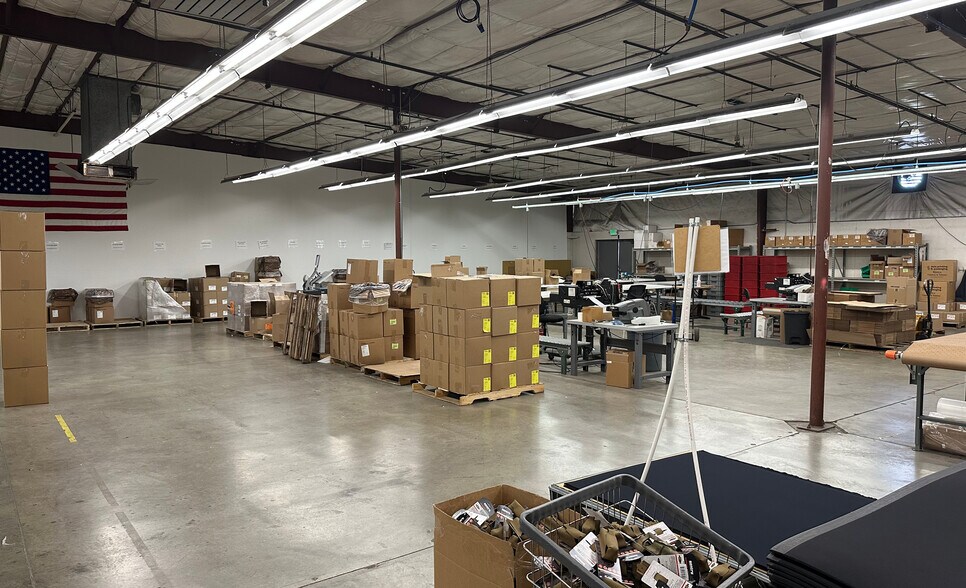 More Photos Of 2925-2929 S Cole Rd, Boise Warehouse For Lease