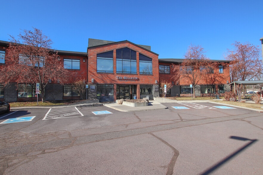 More Photos Of 320 SW Upper Terrace Dr, Bend Office For Lease