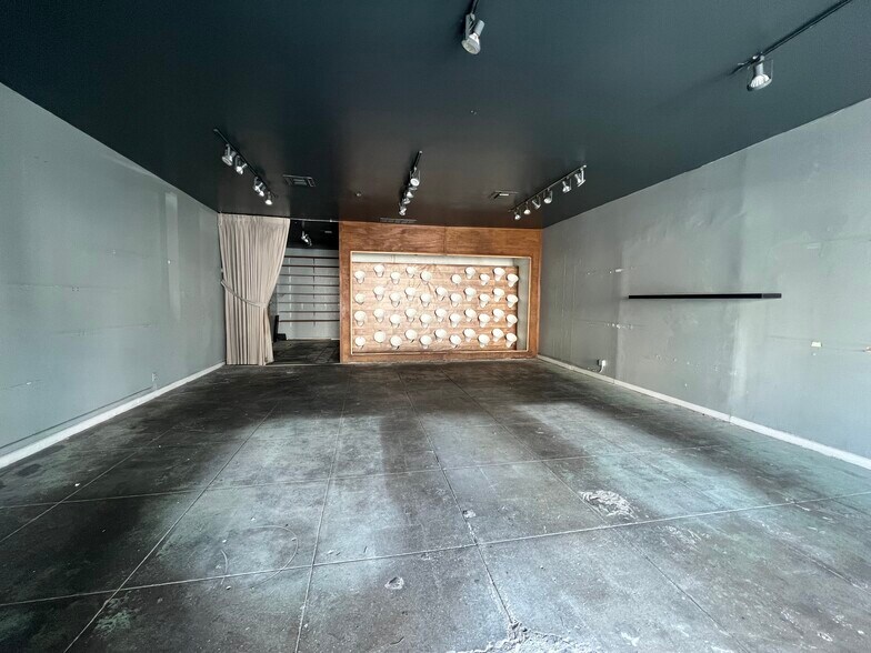 More Photos Of 638-644 N Robertson Blvd, West Hollywood General Retail For Lease