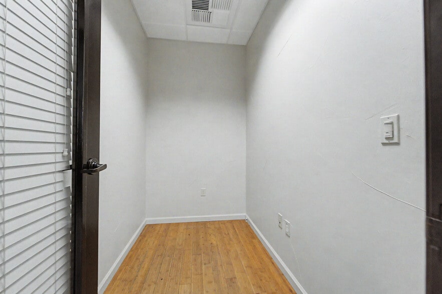 More Photos Of 1166 Live Oak Blvd, Yuba City Medical For Lease