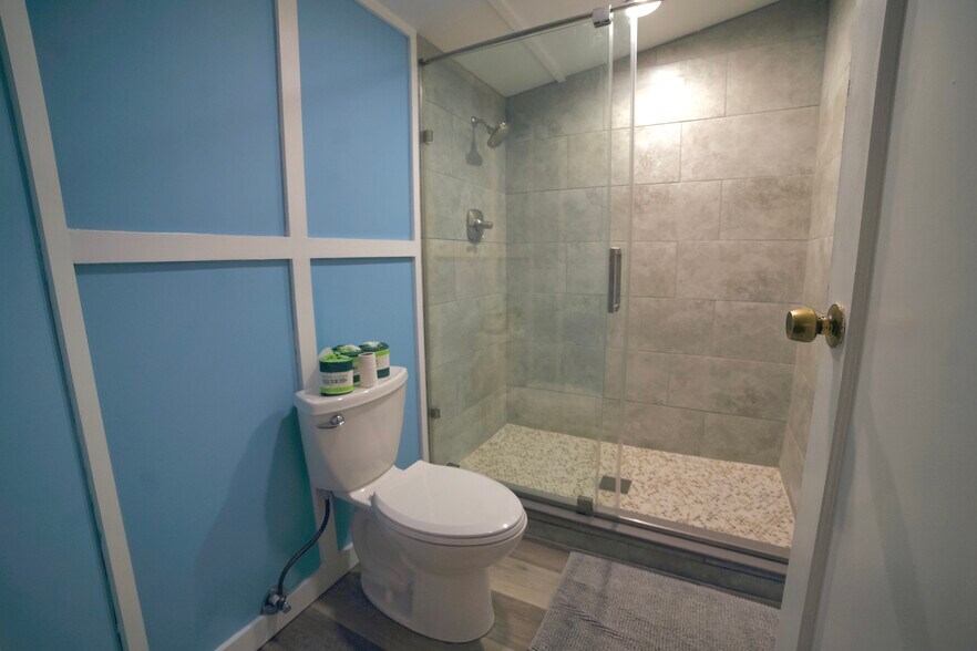 More Photos Of 3109 N Ola Ave, Tampa Hospitality For Sale