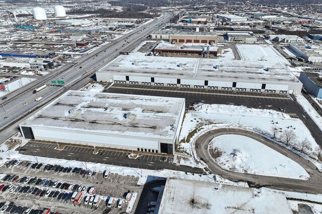 More Photos Of 1 Rue François Bricault, Pointe-aux-trembles Unknown For Lease