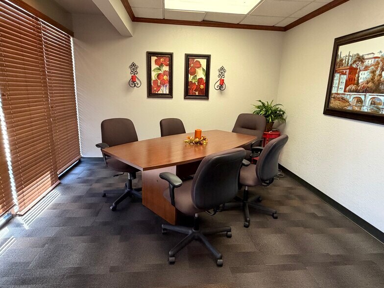 More Photos Of 770 NE 63rd St, Oklahoma City Office For Sale