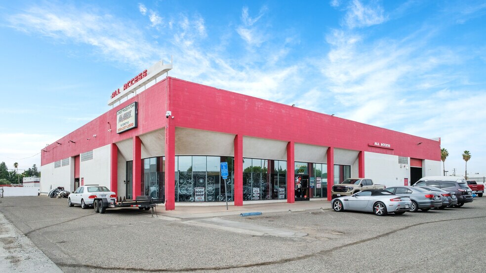 Primary Photo Of 1821-1825 E Gettysburg Ave, Fresno Service For Lease