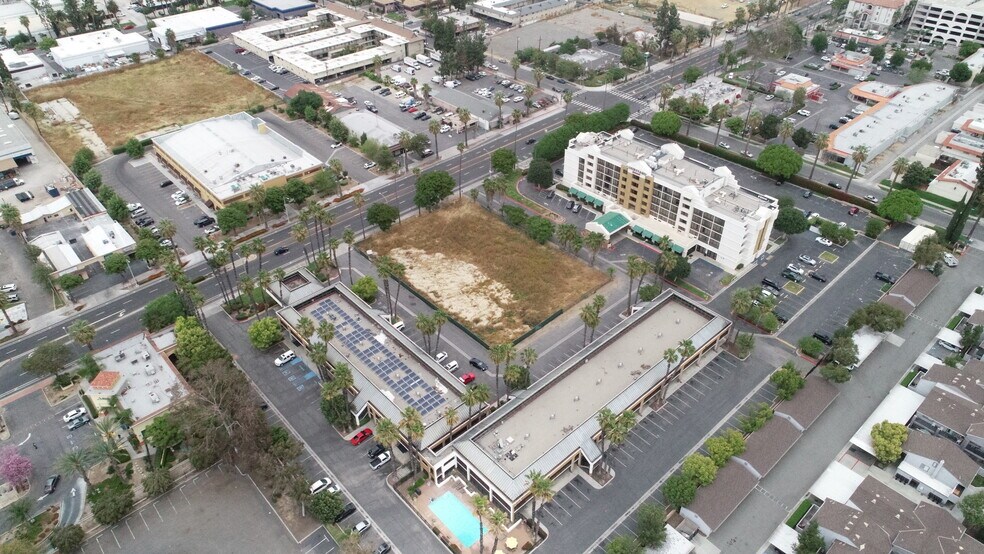 More Photos Of 1550 University Ave, Riverside Land For Sale